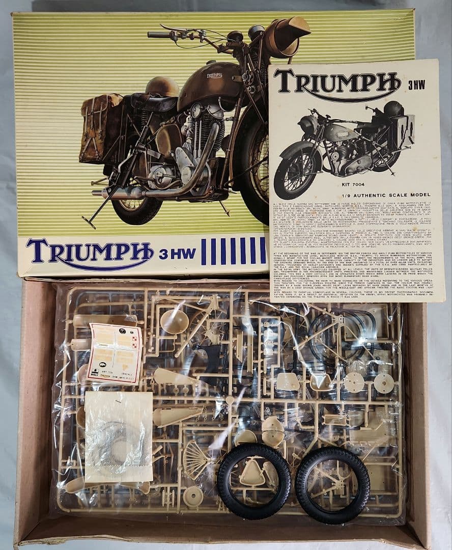 1/9 エッシー「トライアンフ 3HW」