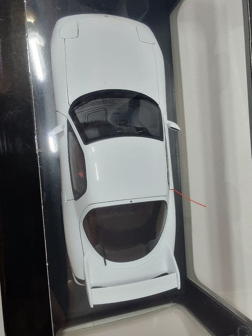 オートアート 1/18 RX-7 FD3S チューンドバージョン ピュアホワイト
