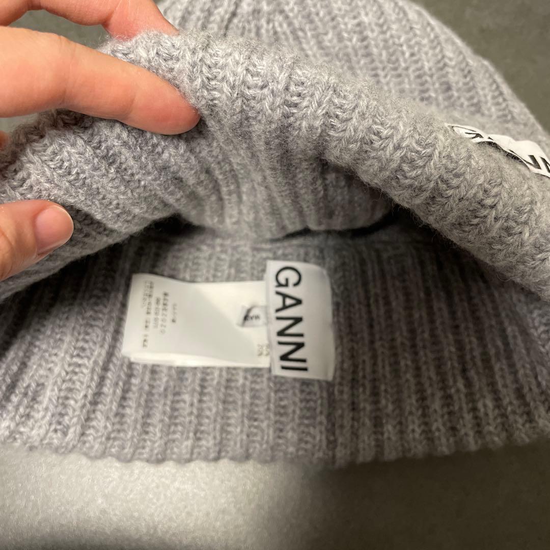 GANNI グレー ニットビーニー