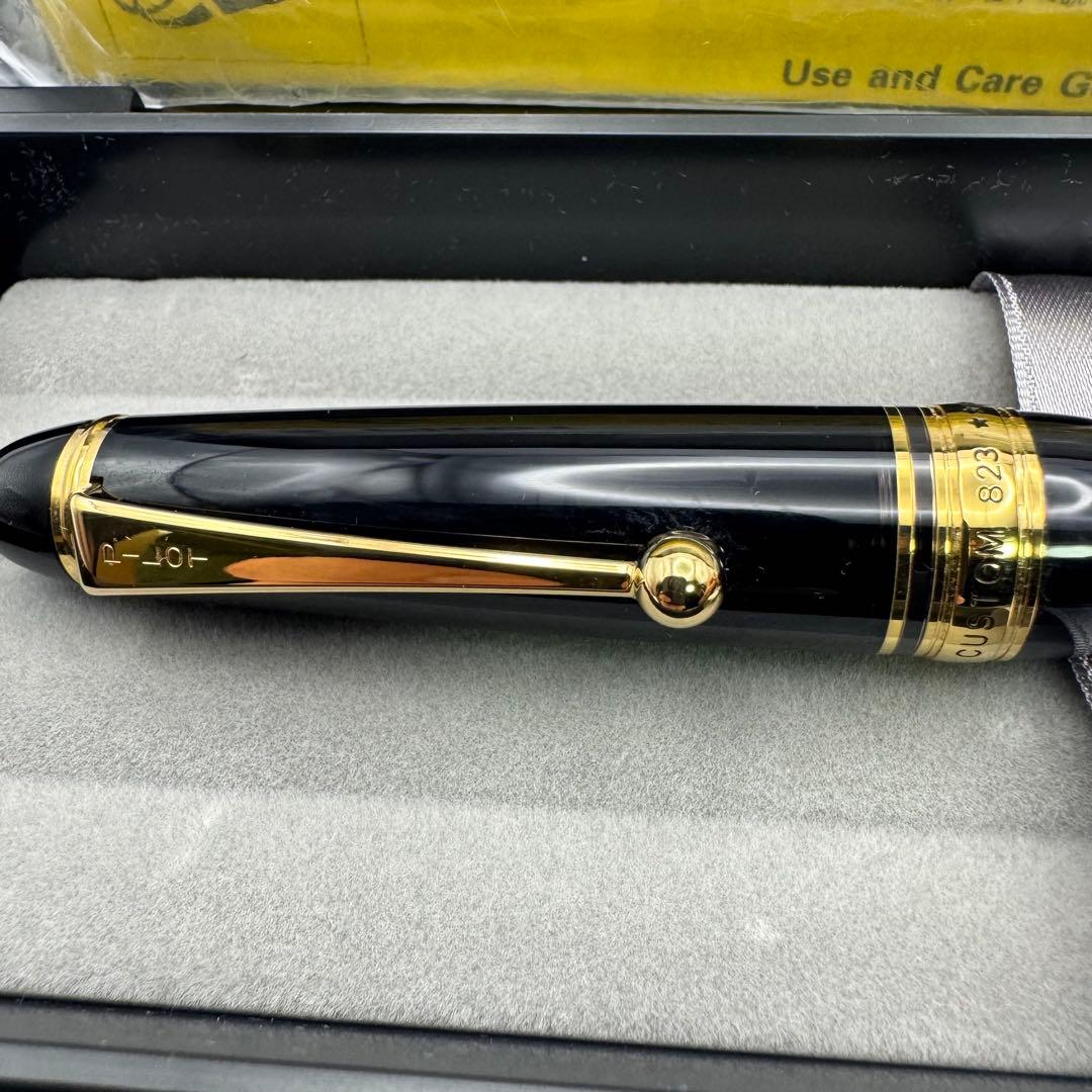 A-11 PILOT 万年筆 カスタム823 透明ブラック