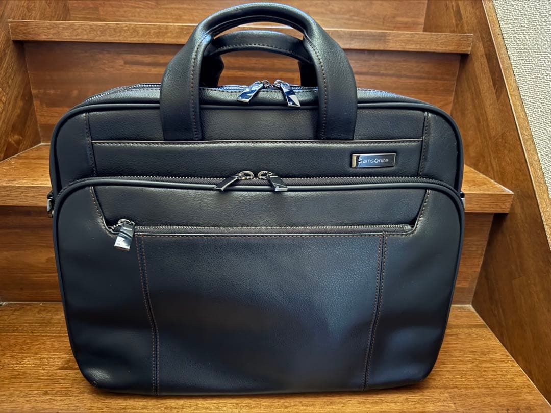 【Ari】サムソナイト　ブラックレザービジネスバッグ