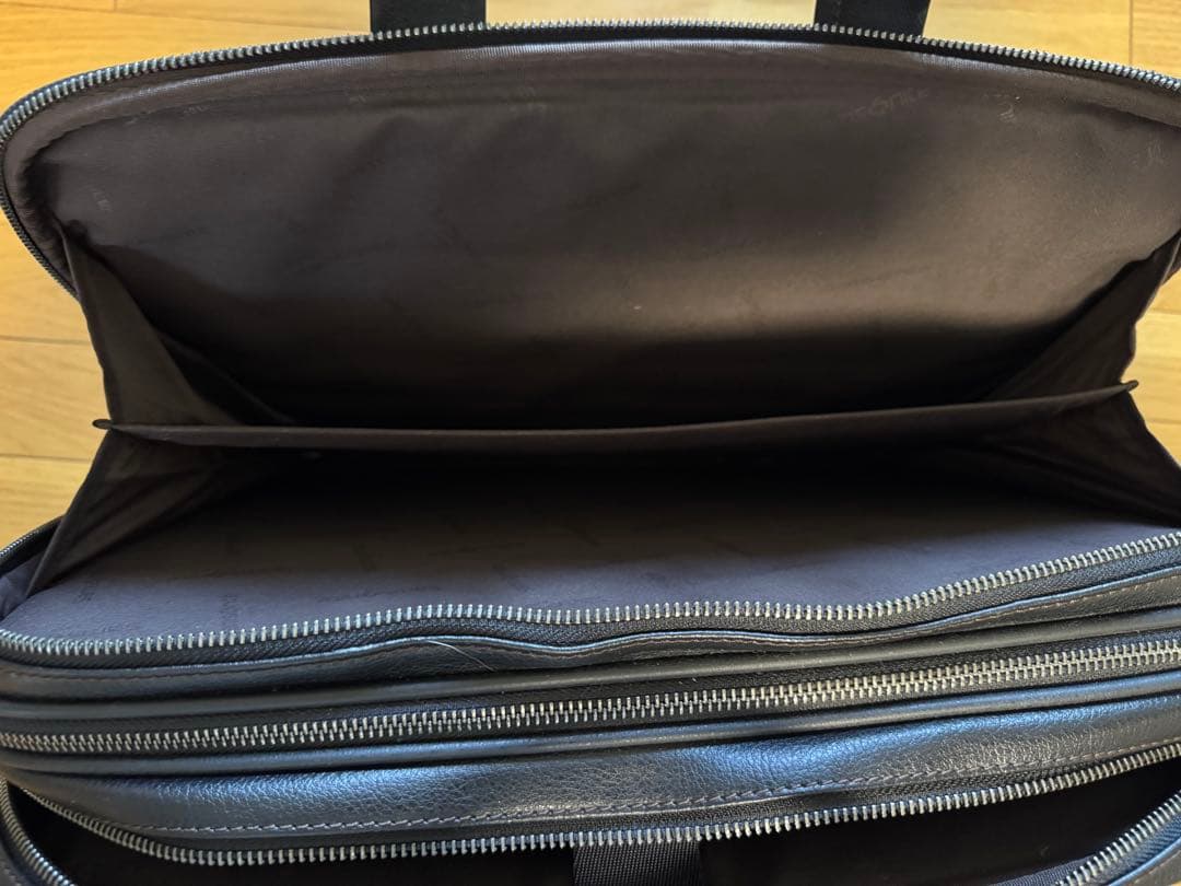 【Ari】サムソナイト　ブラックレザービジネスバッグ
