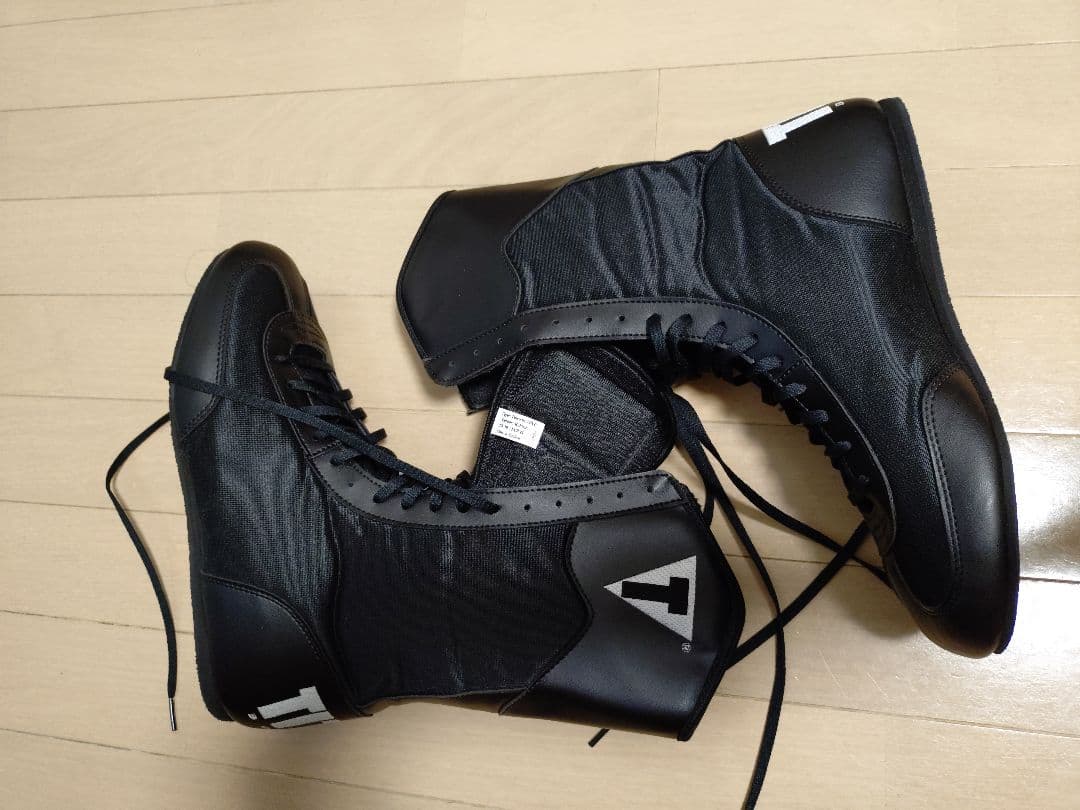 TITLEボクシング　ハイカットシューズ　USサイズ10（箱付き）