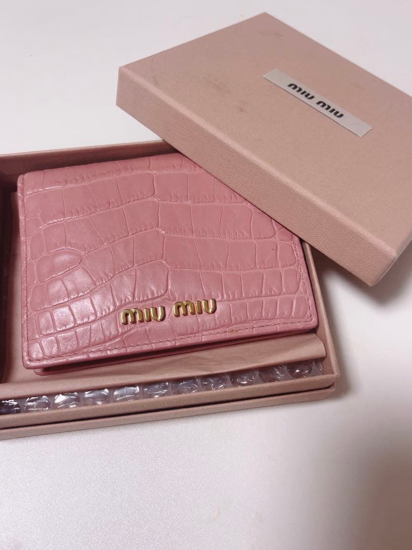 Miumiu ミュウミュウ クロコダイルプリントレザー二つ折り財布 ROSA