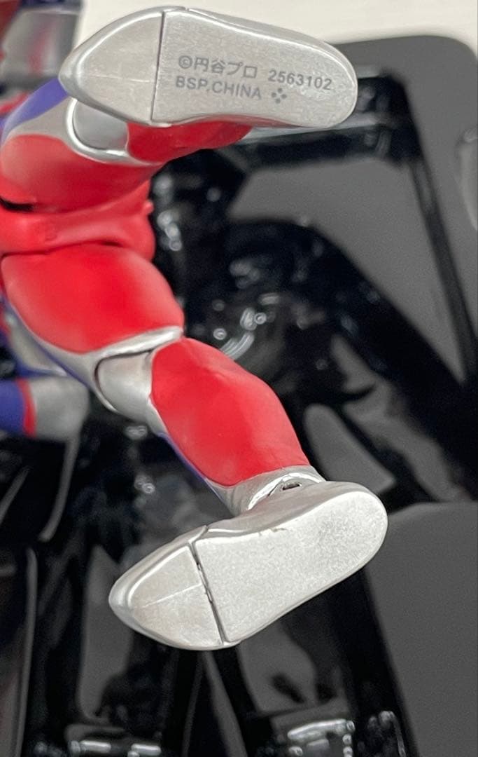 kntoy62-1126 S.H.Figuarts ウルトラマンティガ