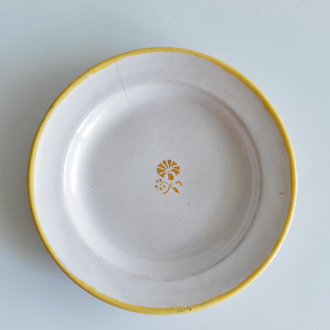 ムスティエ ヴァラージュ 小さなお花柄のお皿 φ22cm A