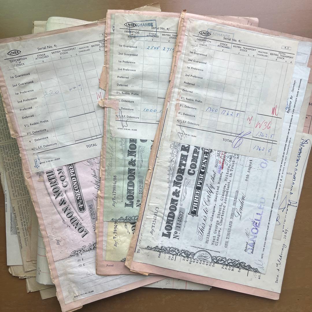 アンティークBOX 書類収納　大きめの紙もの