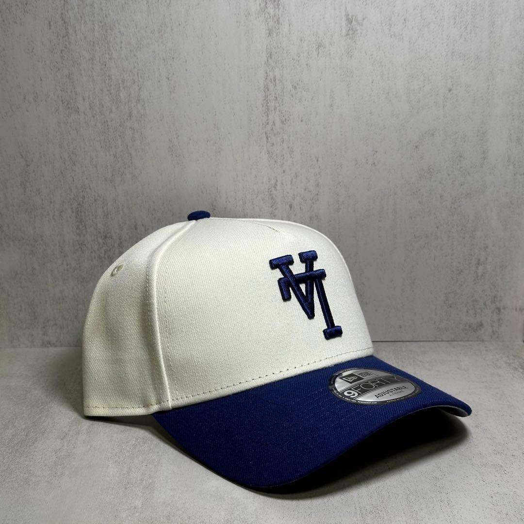 【海外限定】 ドジャース 9FORTY LA逆ロゴ ホワイト&ブルー キャップ