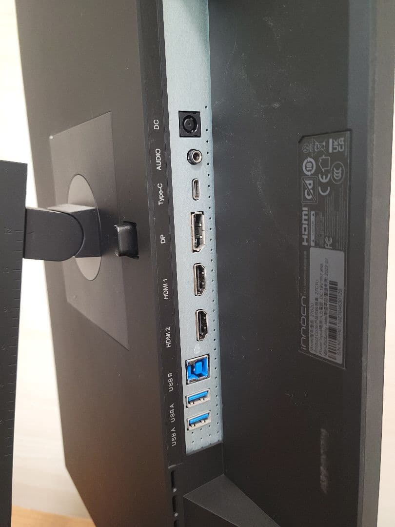 美品　INNOCN 27インチ4Kモニター USB-C 65W HDR400