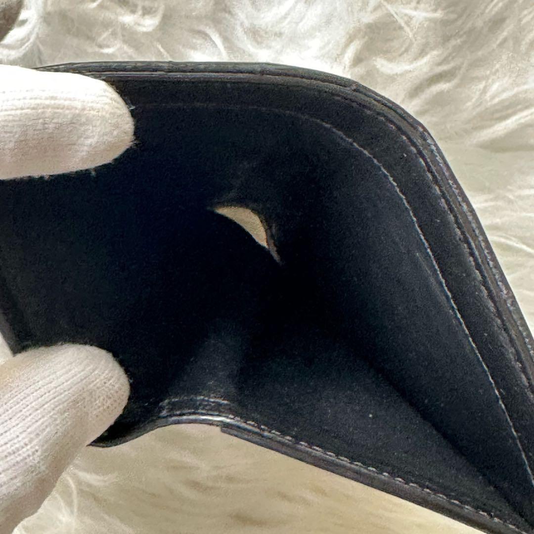 サンローラン YSL ブラック キルティング 二つ折り財布