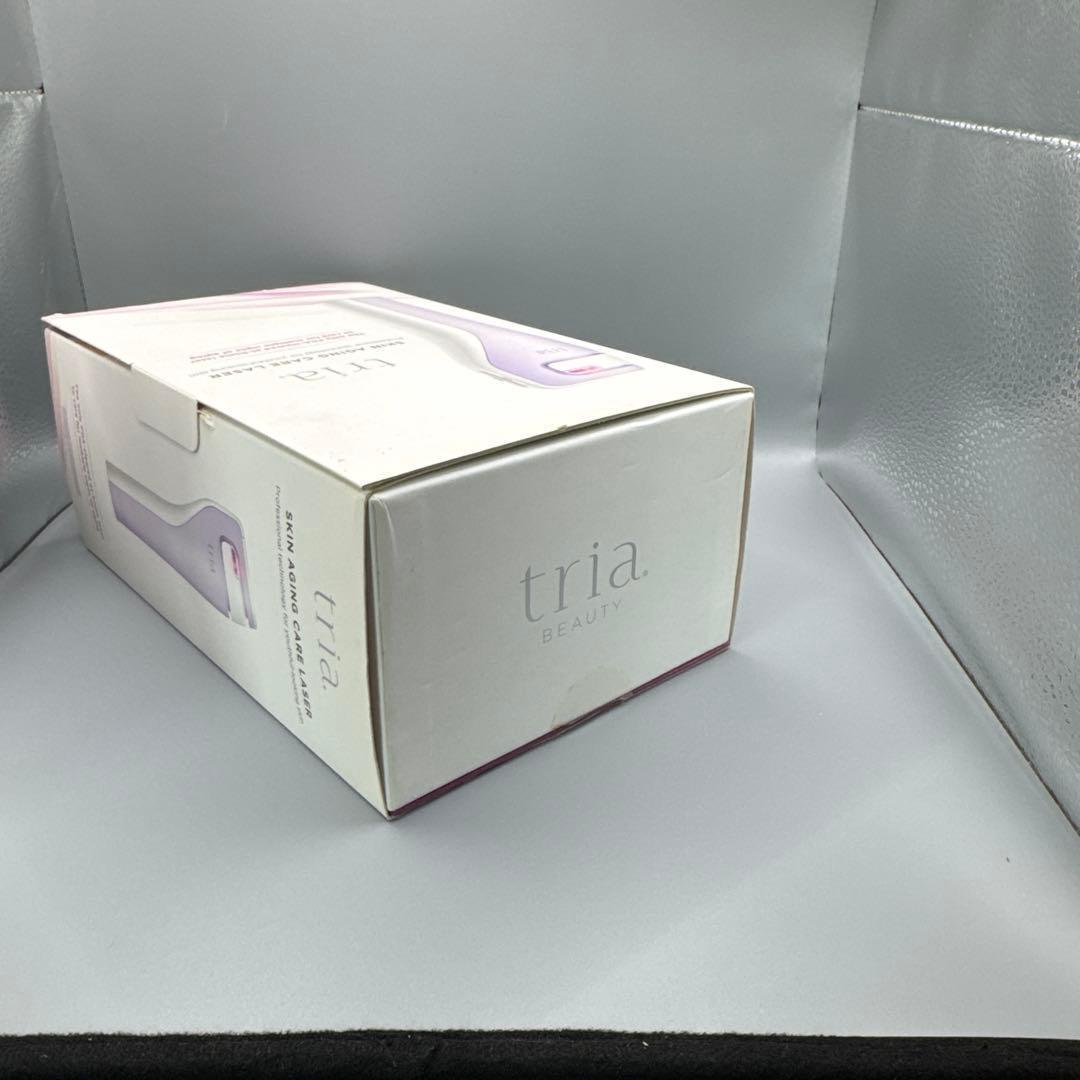 B196 トリア スキン ケア レーザー tria SKIN AGING