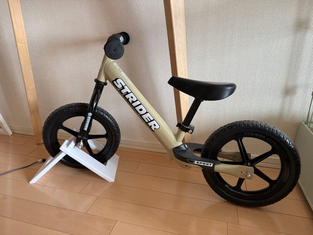 ストライダー12 美品