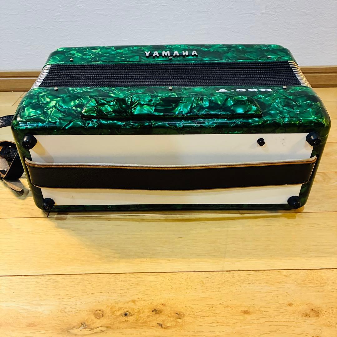希少　YAMAHA ヤマハ アコーディオン A-32B ソフトケース付 レトロ