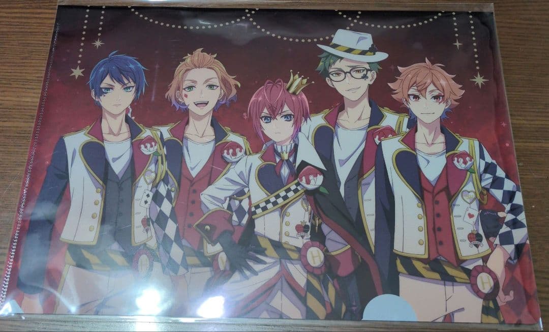 ツイステ　ハーツラビュル寮　カフェ　クリアファイル