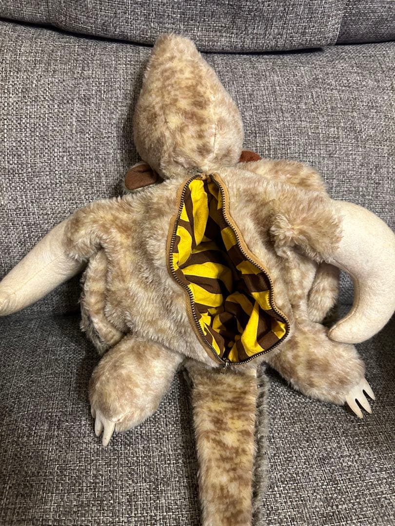 アルマジロ　ぬいぐるみ　懸賞品