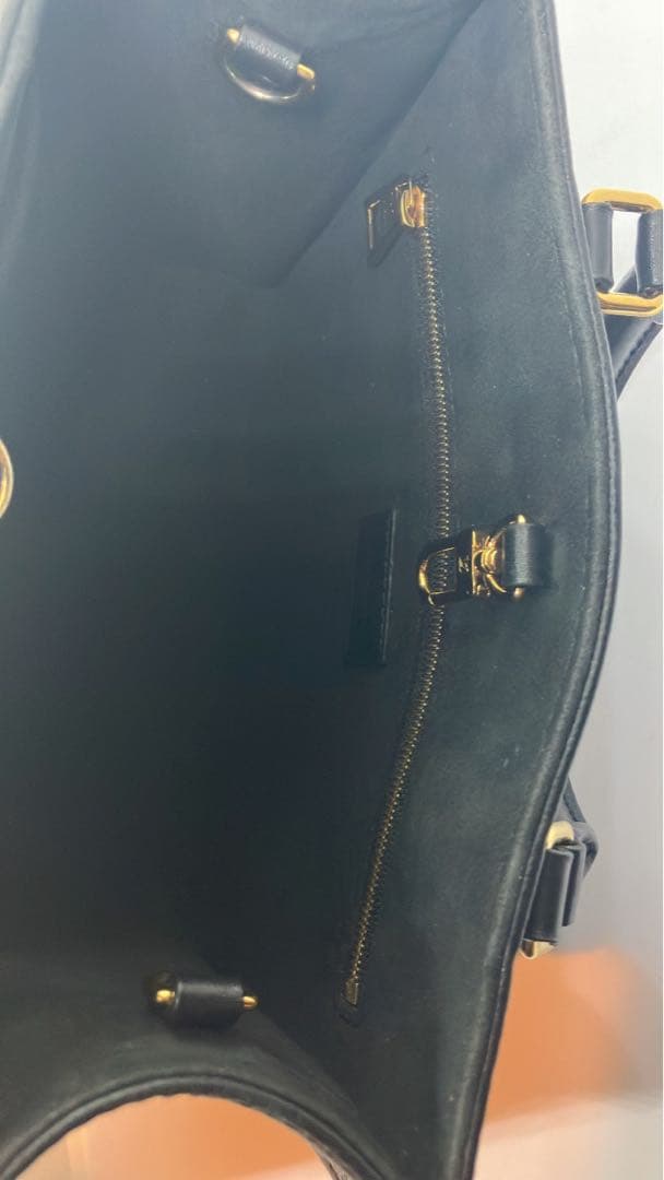 りんさん専用　Louis Vuitton オンザゴーpm