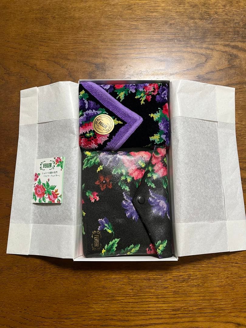 【新品】フェイラーバスタオル、ハンカチ、ポーチ　3点セット