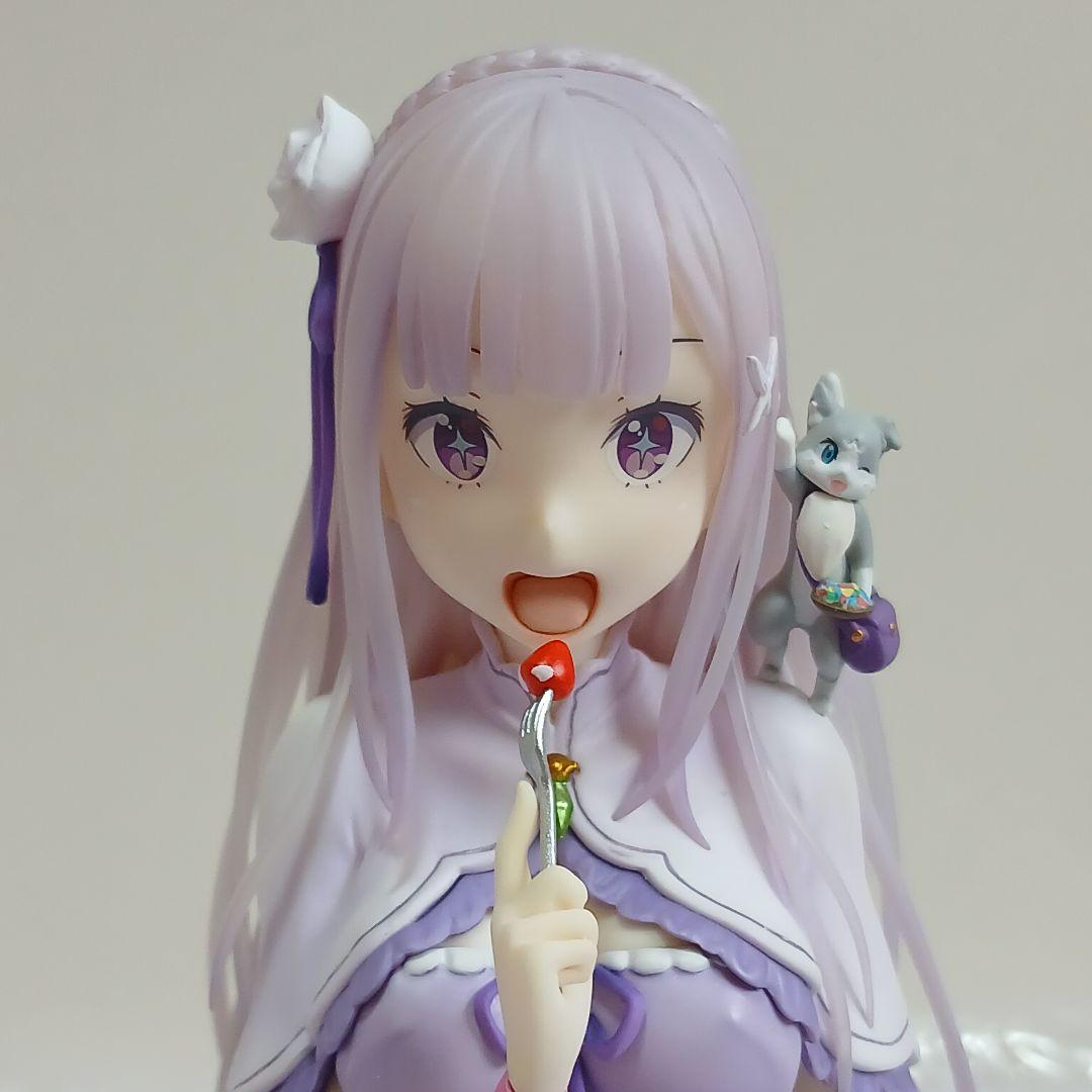 ☆エミリア バースデーケーキ Ver. フィギュア ☆ エミリア缶バッジセット