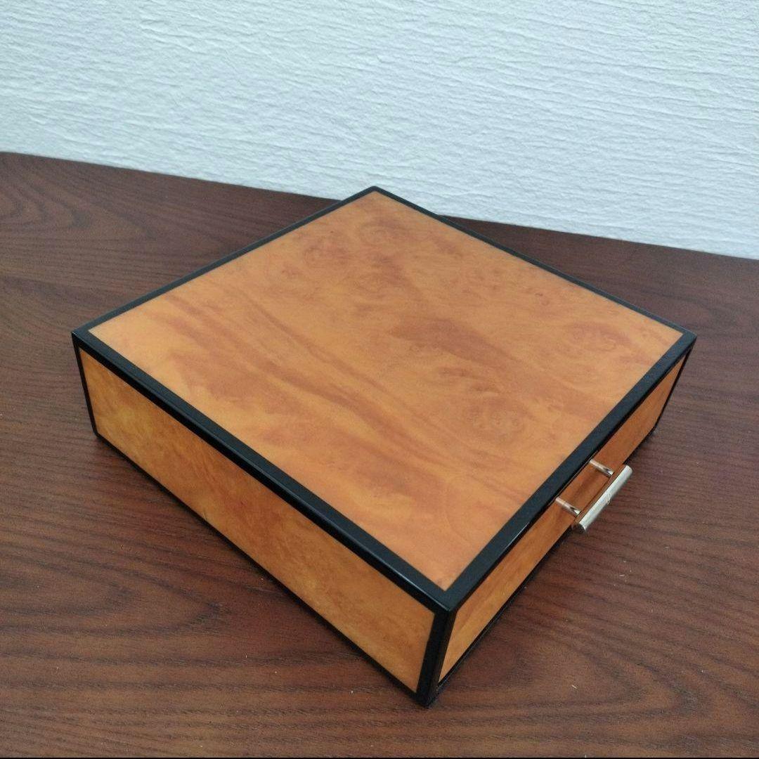 Parkerデュオフォールド・ピンストライプ 国内120本限定品・高級万年筆