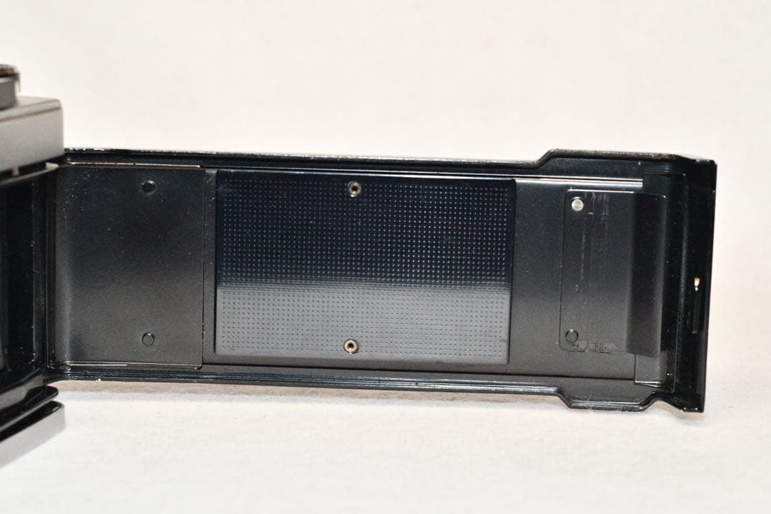 お値引き《動作品》OLYMPUS OM-1+中望遠ズームレンズ付きa404