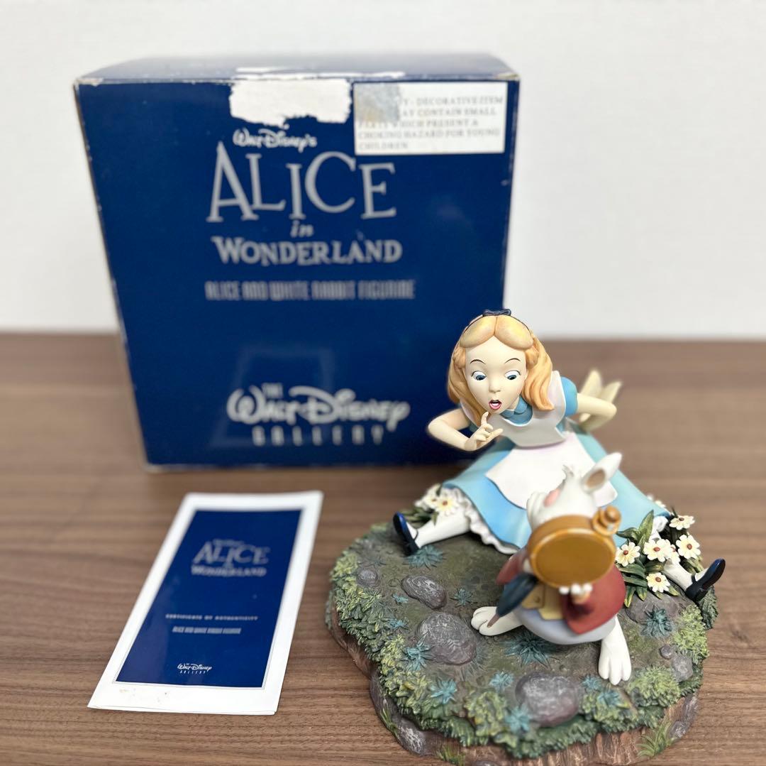 不思議の国のアリス 白うさぎ　Alice in Wonderland チシャ猫