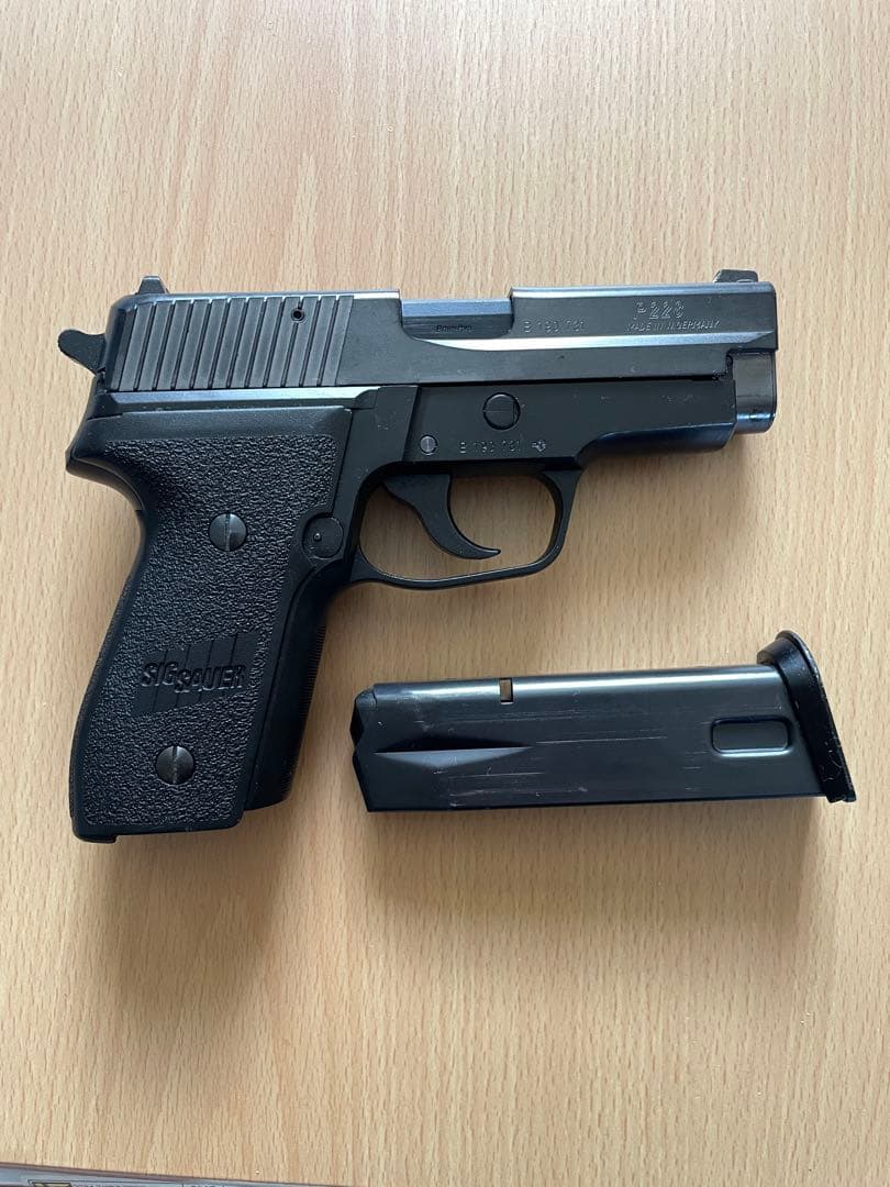 タナカ　sig 228 ABS 未発火