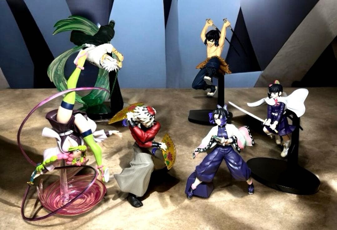 鬼滅の刃　フィギュア　6点　胡蝶　童磨　カナヲ　伊之助　不死川実弥　甘露寺蜜璃