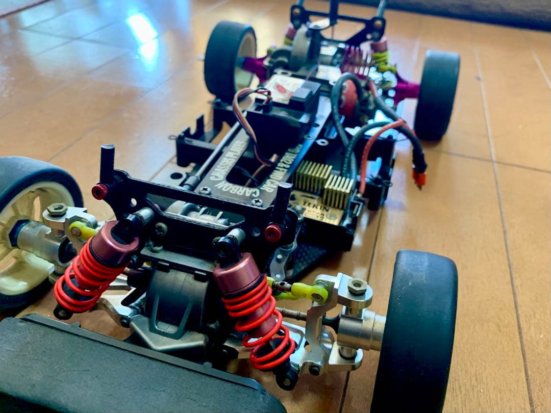 田宮TA02フルモデファイドNissan Z EXON 75 ラジコンカー