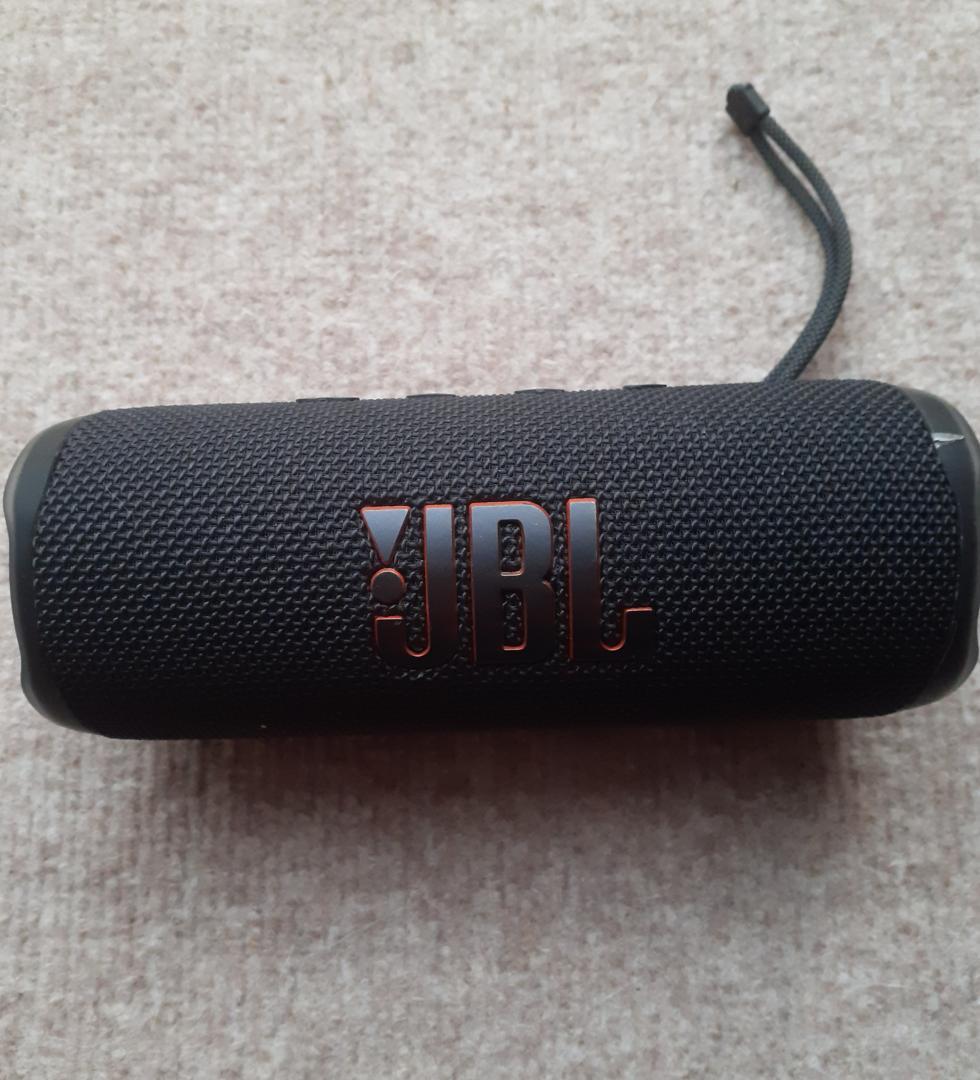 jbl flip6, ブラック　Bluetoothスピーカー