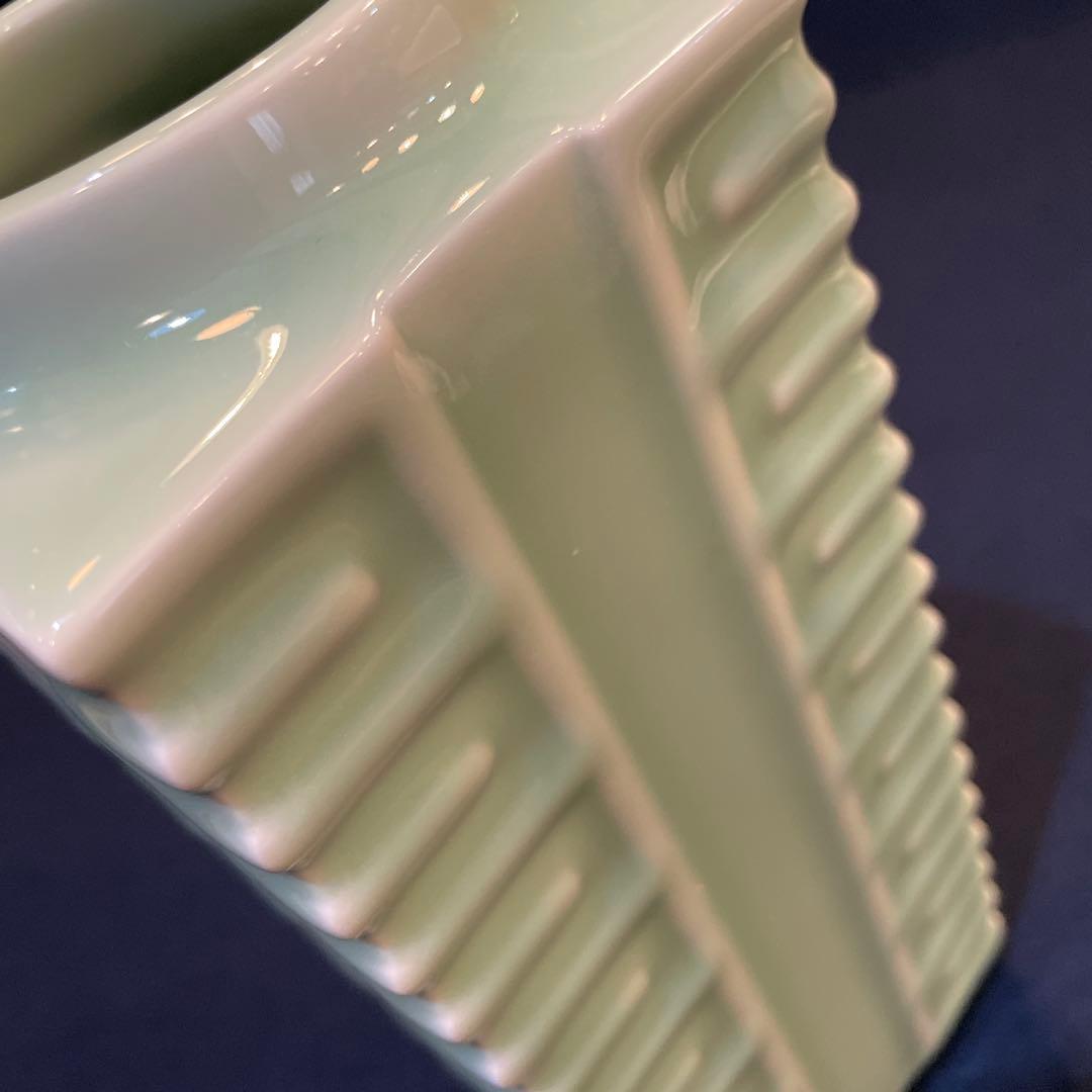 「平戸焼」青磁【横石 嘉助】(造)の『算木 花入』共箱　※美品　花器　花入　花瓶