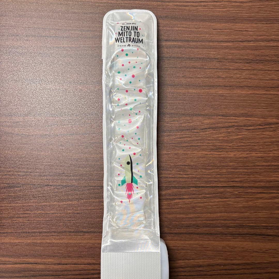 Mrs. GREEN APPLE ゼンジン未到とヴェルトラウム　ライトバンド