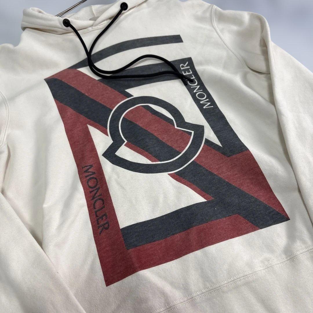 ✨大人気✨ MONCLER（モンクレール）　オフホワイトパーカーXL