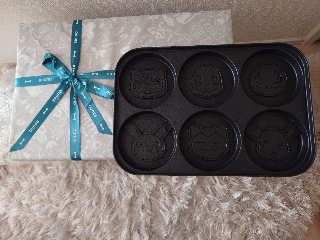 ポケモン　BRUNO コラボ　ブルーノ　コンパクトホットプレート　イエロー