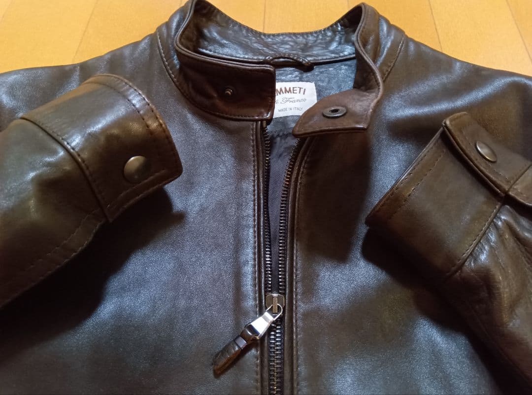 け*く様 美品EMMETIエンメティJURIユーリ濃茶ダークブラウン42