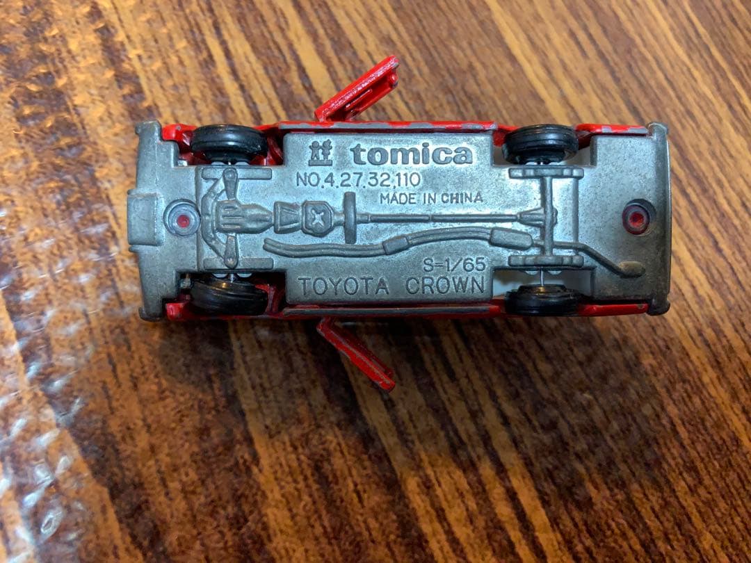 美品！プレミアム！トミカ！赤いイベントスペシャルダイキャストミニカー