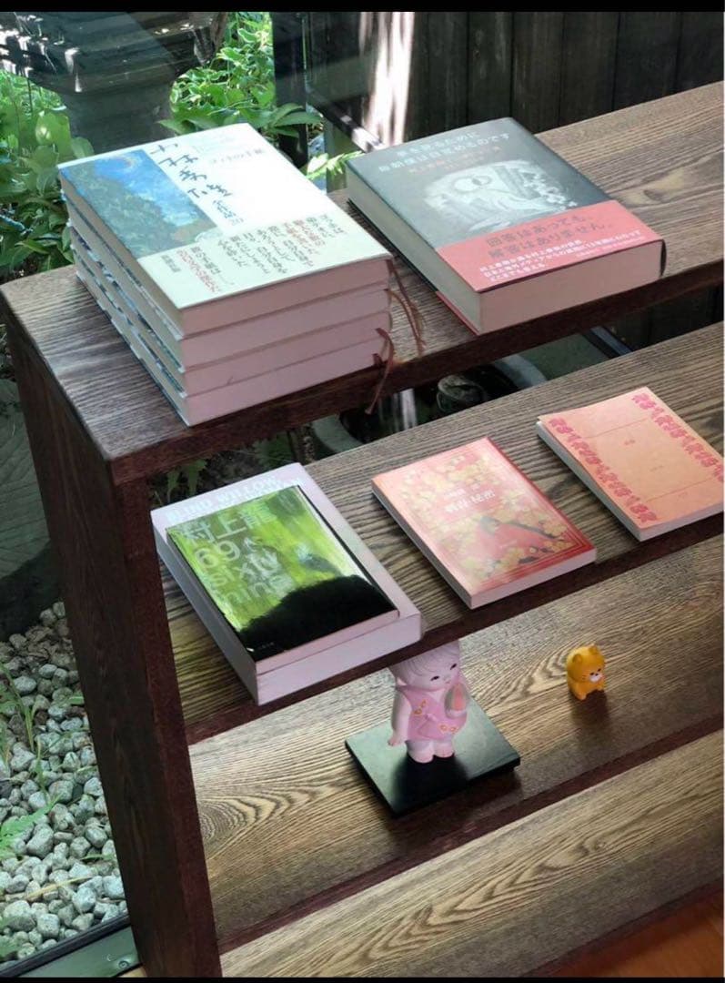 天然タモ材を使った棚　シェルフ　無垢材　木製　一枚板　おまけ積木付き　本棚