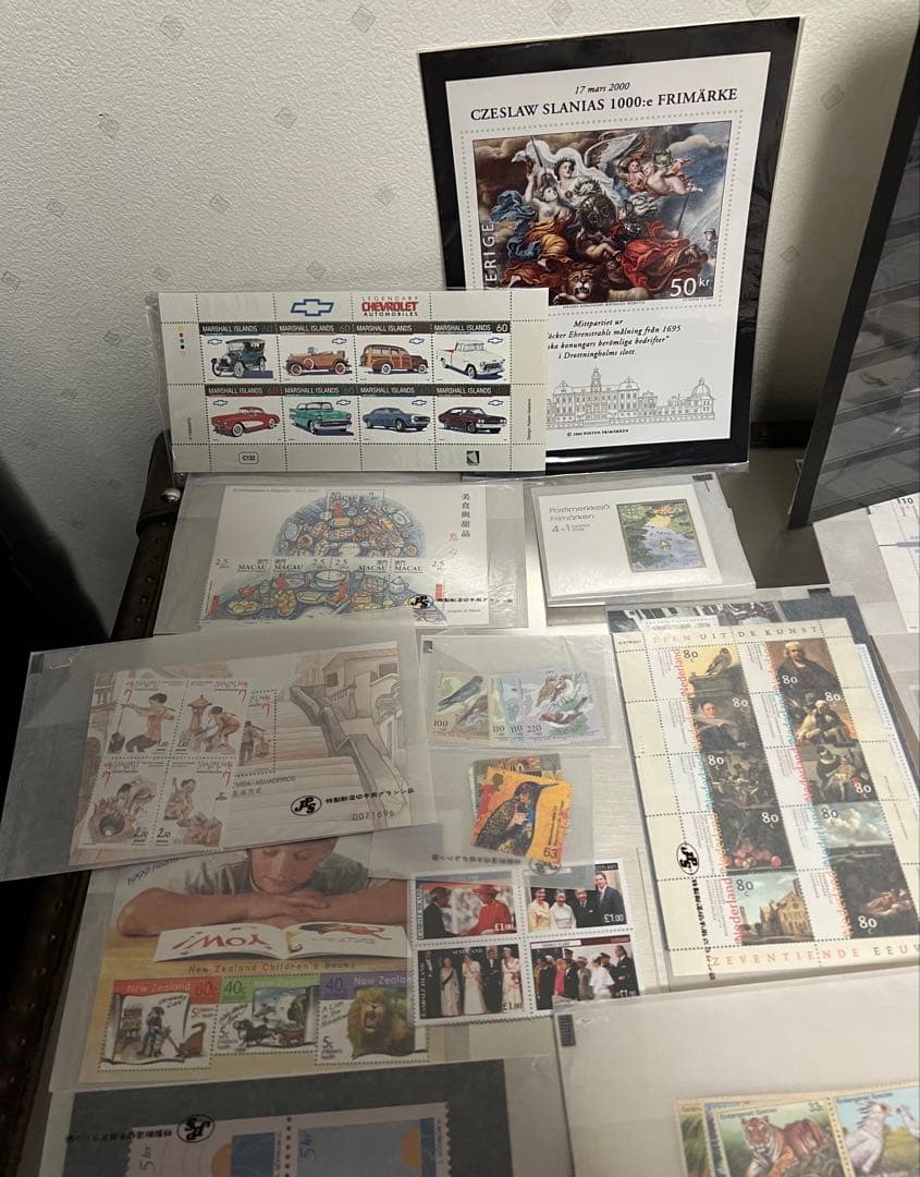 外国切手　未使用　まとめ売り　イギリス　中国　アメリカ　香港　ユーロ　切手