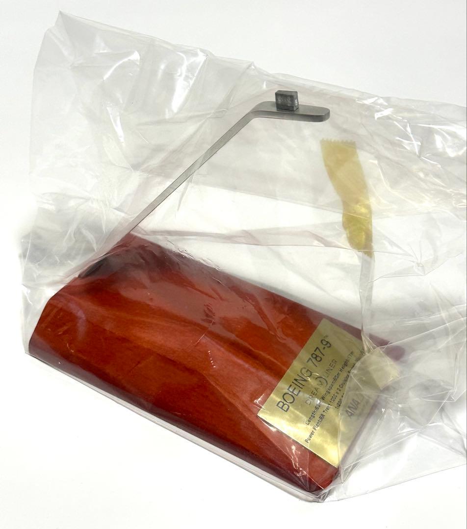 全日空商事 1/200 B787-9 inflight wing NH20168