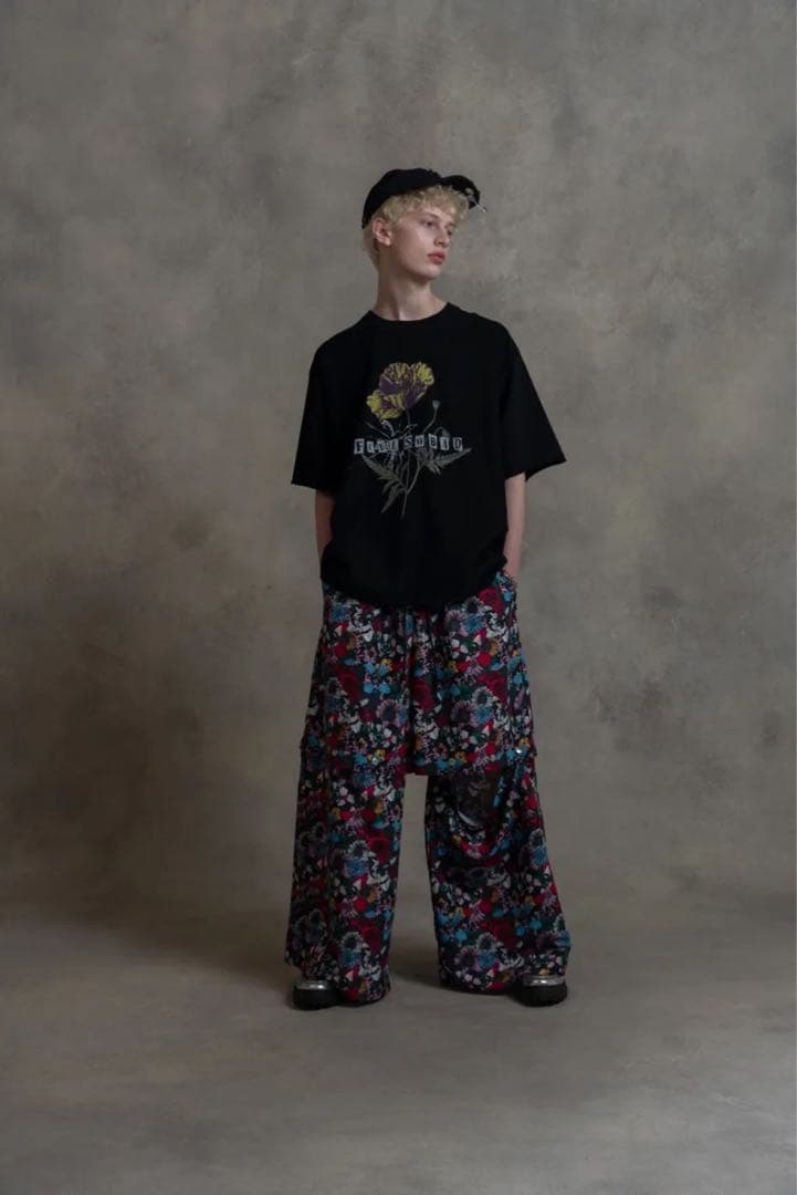 LiSAプロデュースブランドROY 『花柄2way パンツ』
