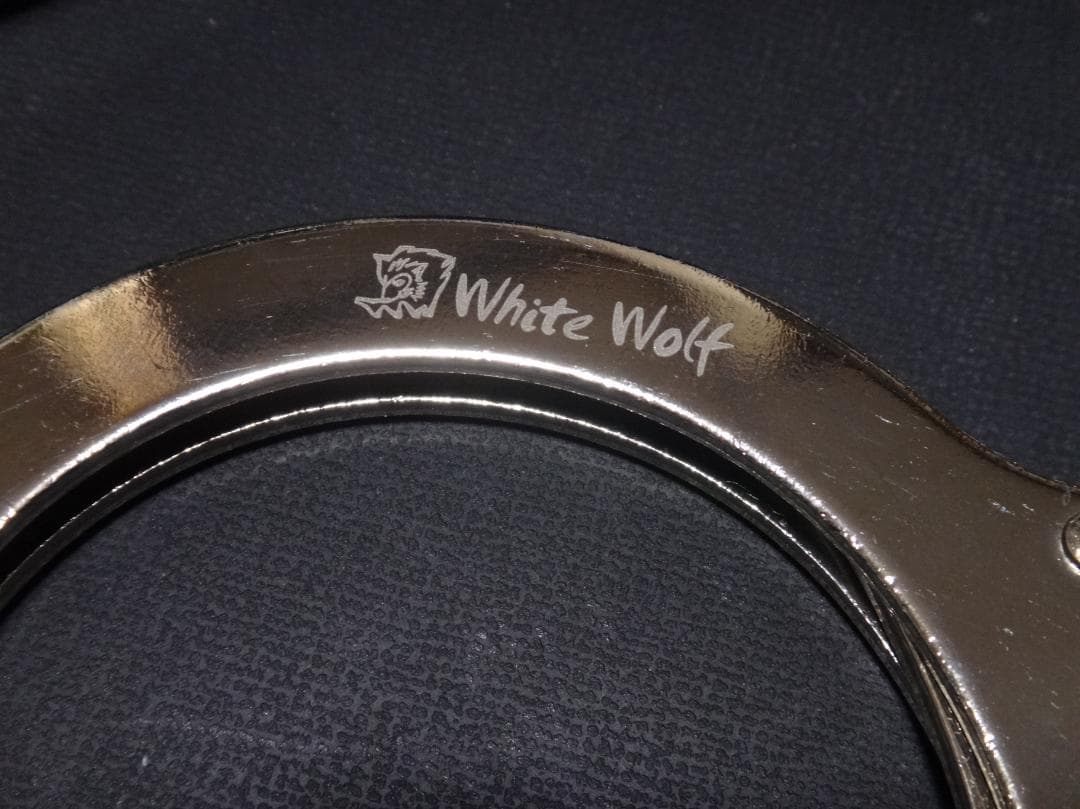 ASP　手錠　ハンドカフ　ホワイトウルフ　レッグカフ　足枷　3個セット