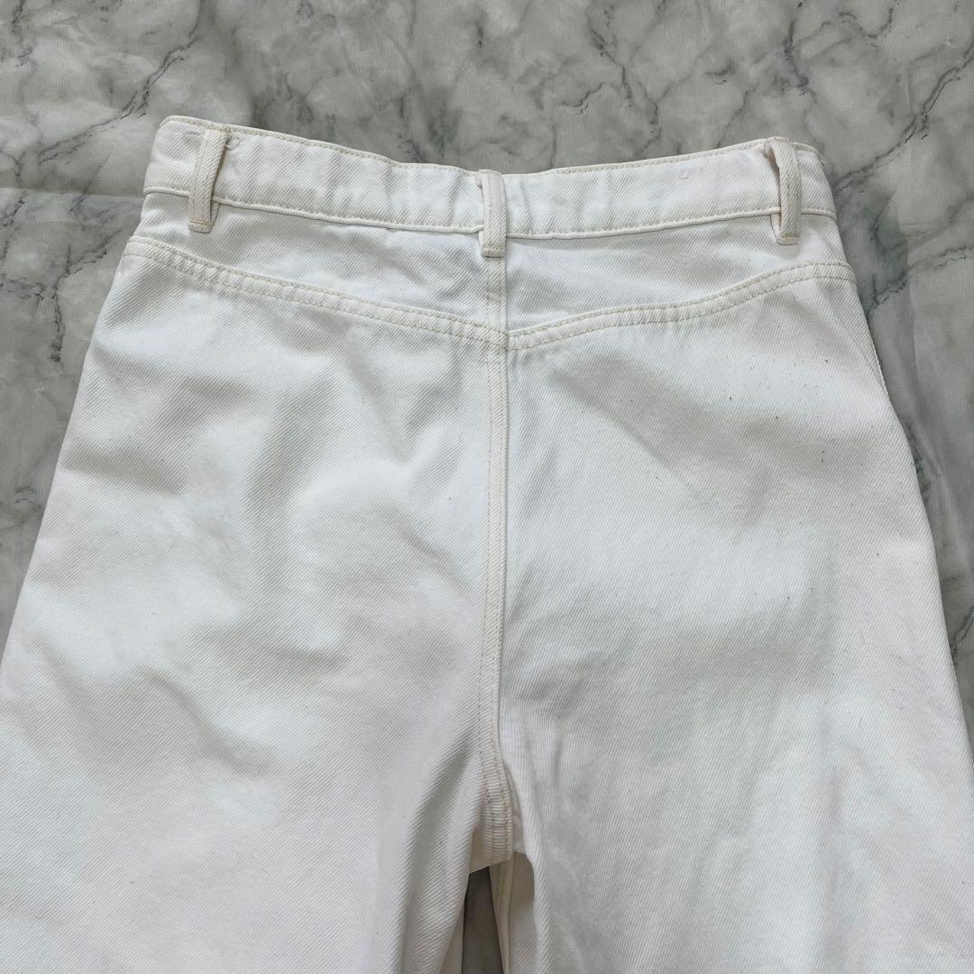 現行タグ✨バーバリー152(12y) ホワイトデニムパンツ　ロコボタン　XS〜S