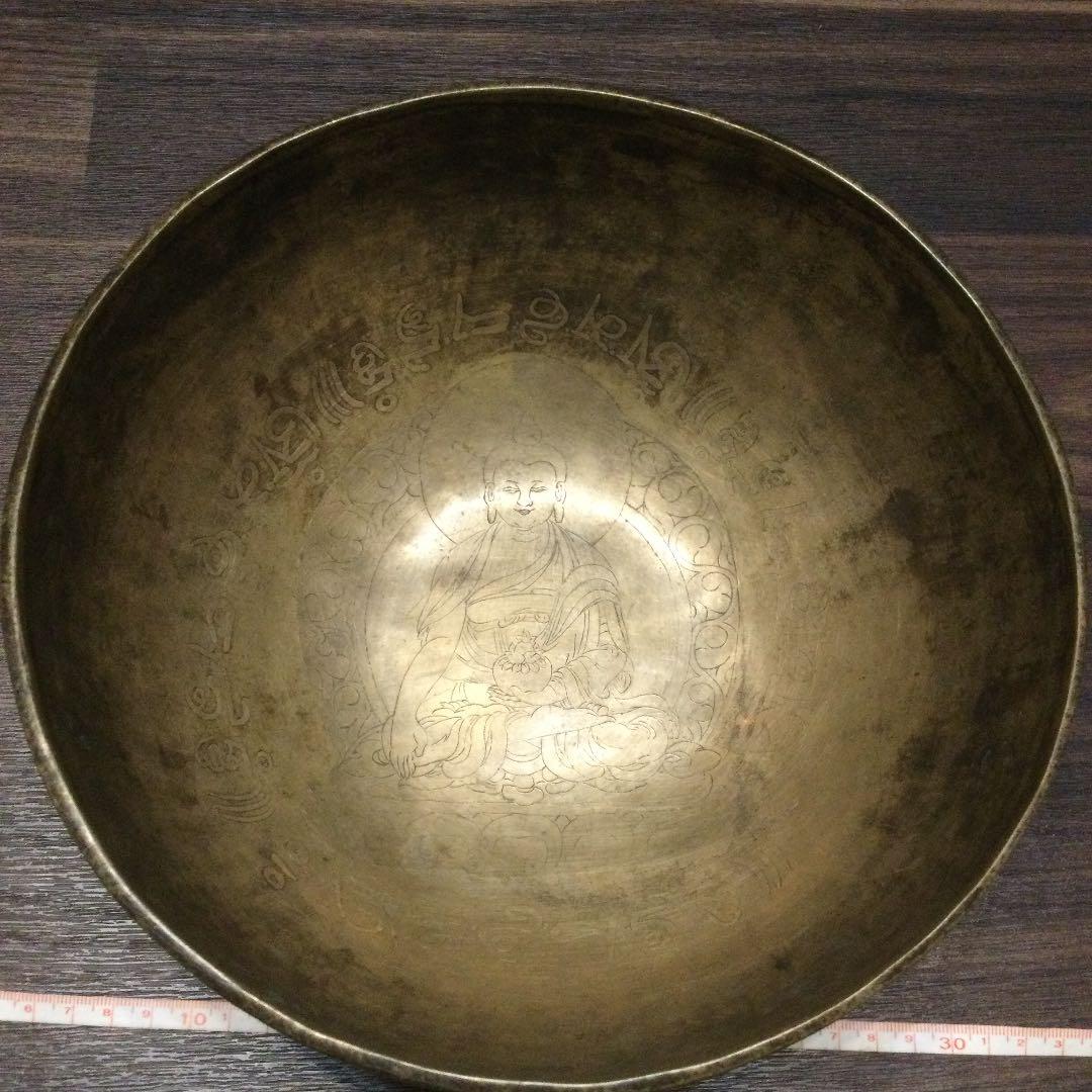 まーまーでっかいアンティークオールドシンギングボウル チベタン仏陀　23.5cm