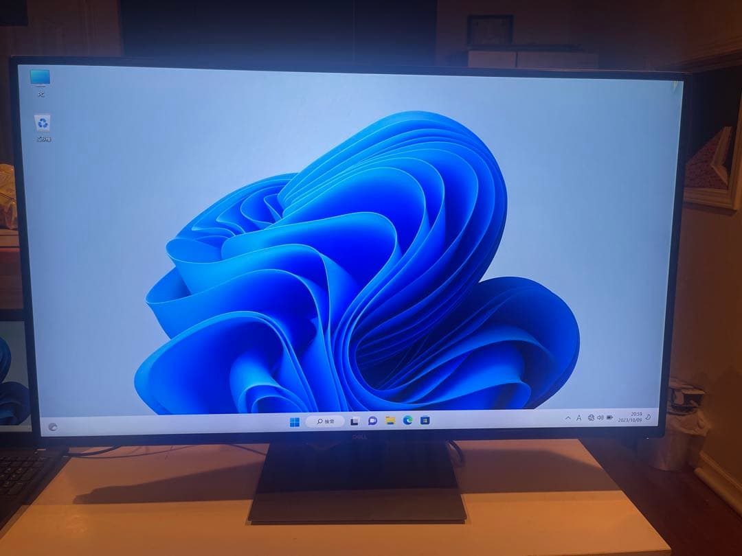 DELL 43inch モニター　U4320Q