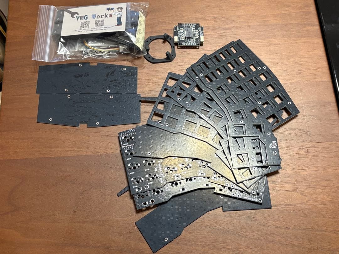 自作キーボードキット The Endpoint YMG WORKS