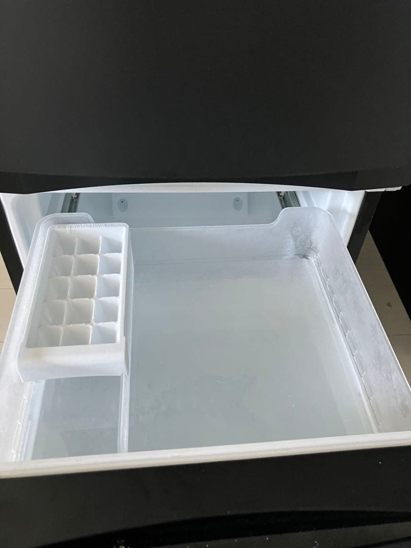 使用8か月美品 TOSHIBA 東芝 冷蔵庫 GR-W15BS 2024年製