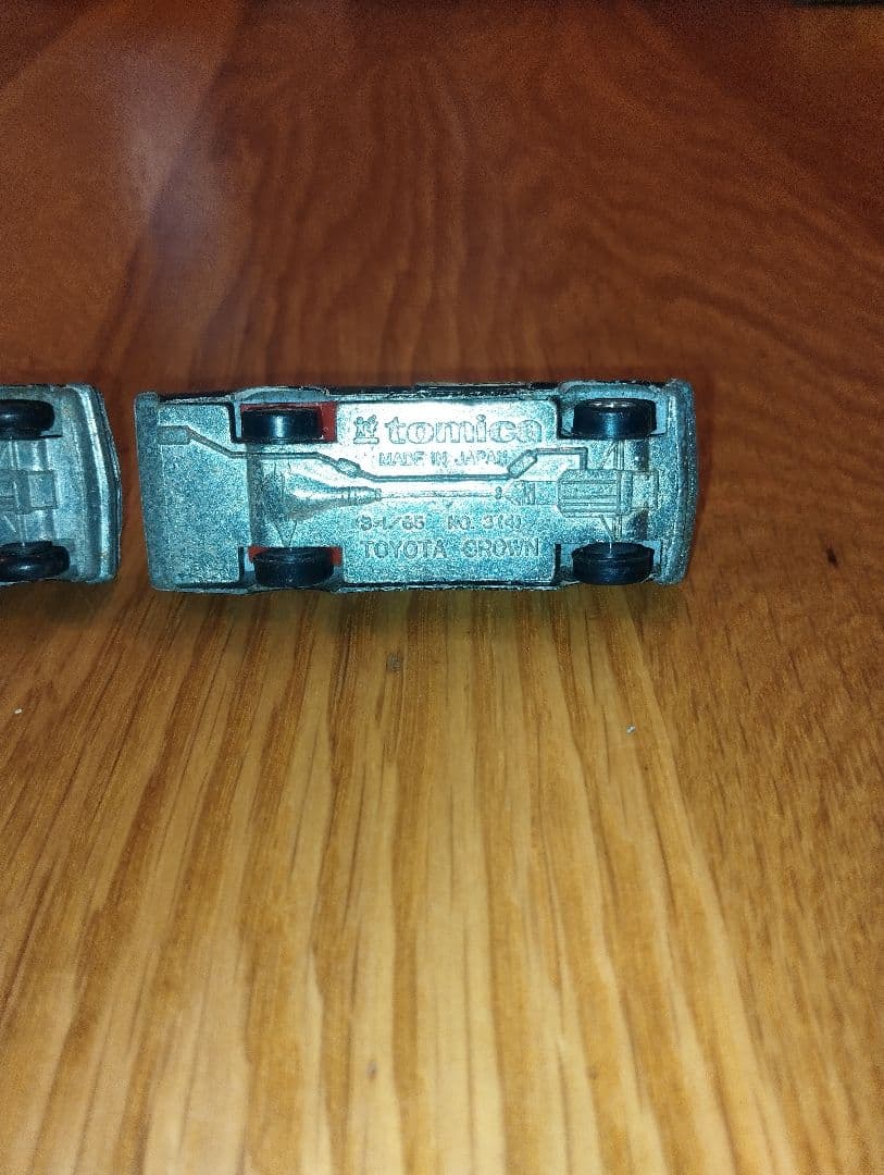 希少　黒箱　当時物 トミカ 4 クラウン パトロールカー