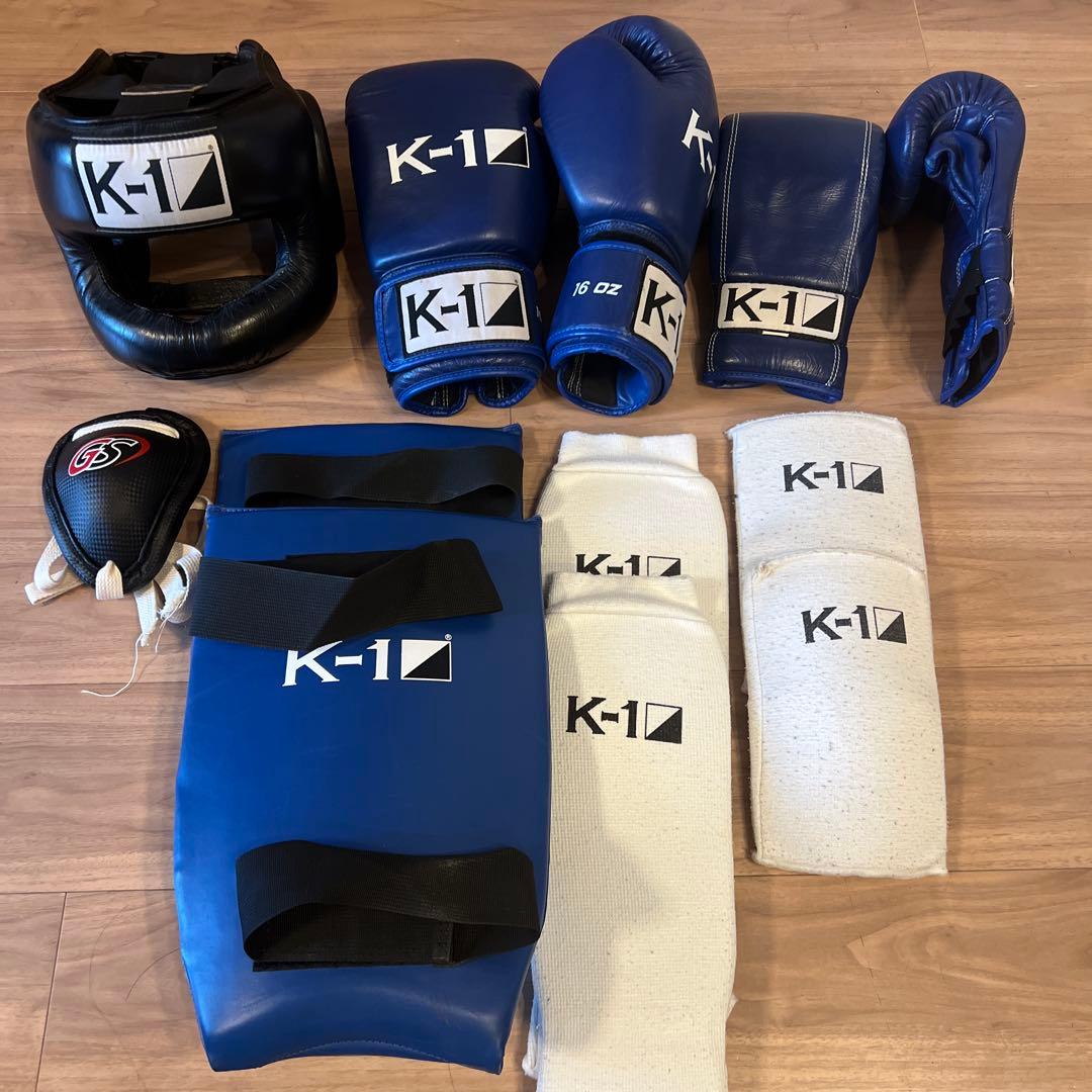 K-1 アマチュアCクラス一式(グローブやヘッドギア等)