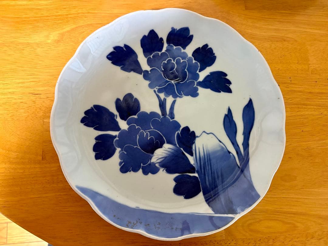 骨董品　江戸時代　古伊万里　 染付大皿　牡丹、秋海堂　3枚