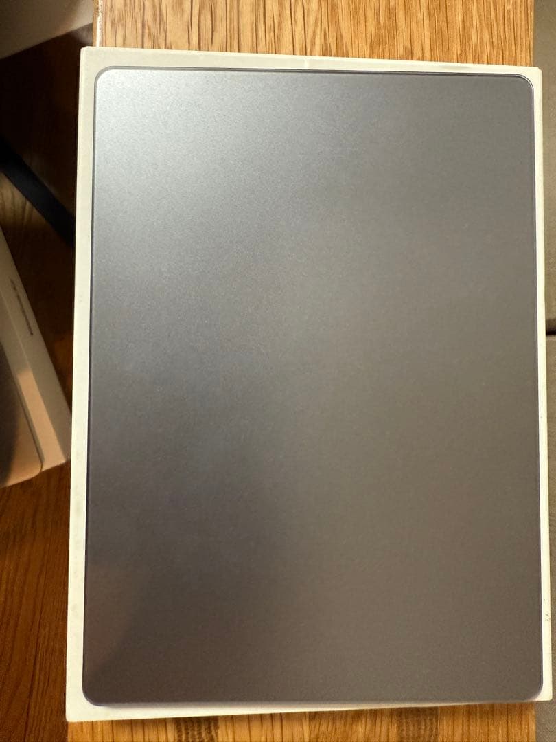 Magic Trackpad 2 スペースグレー　Lightningタイプ