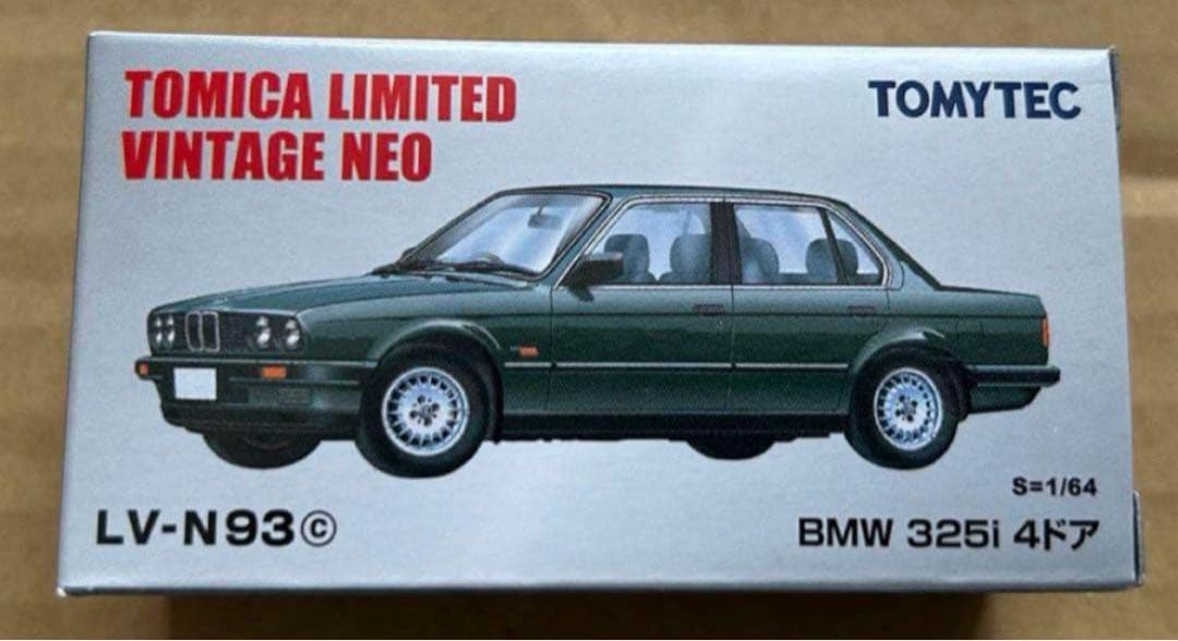 トミカリミテッドヴィンテージネオ BMW 325i 4ドア
